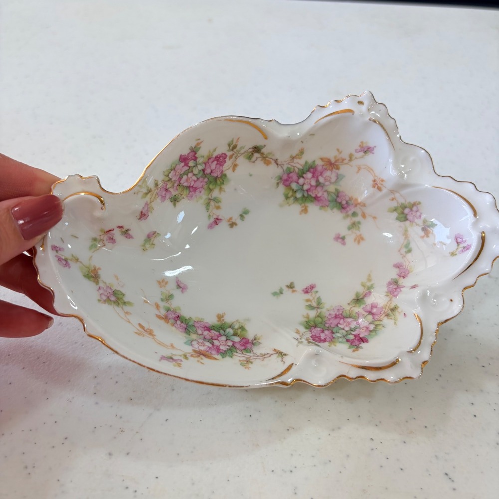 MZ Austria Antique Porcelain Trinket Dish Pink Floral Gold Trim Scalloped 7 Inch